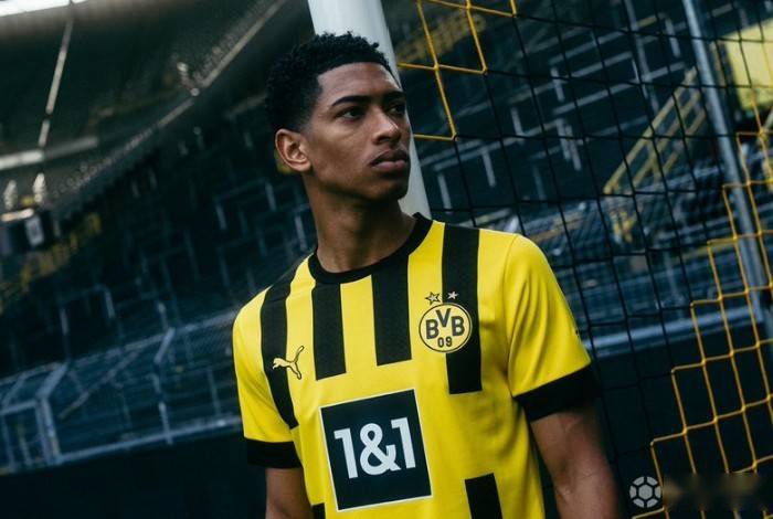 乔丹若不第二次退役，能否实现4连冠？第六冠堪称他单核王朝的极致展现