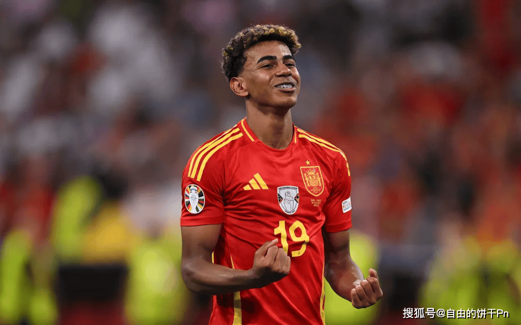 官方：卡利亚里克勒奇索伊的一条龙破门当选意甲12月最佳进球